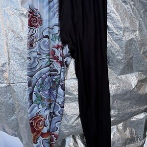 Burton Black and White Graphic Leggings